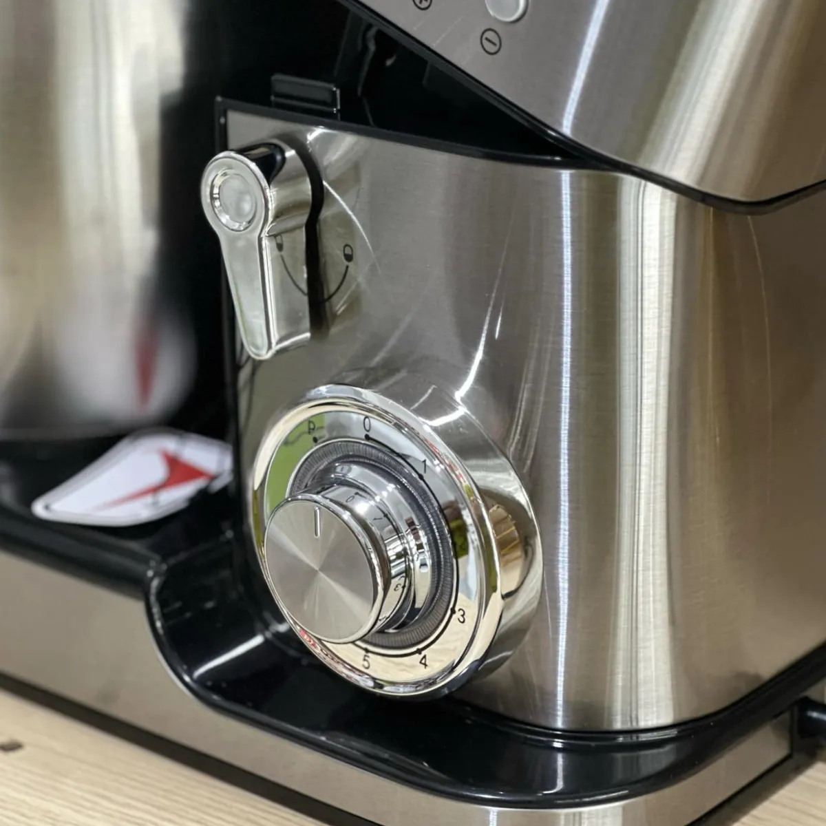 Robot Pétrin Lexical LMB-1837 - 1300 Watts - 7 Litres