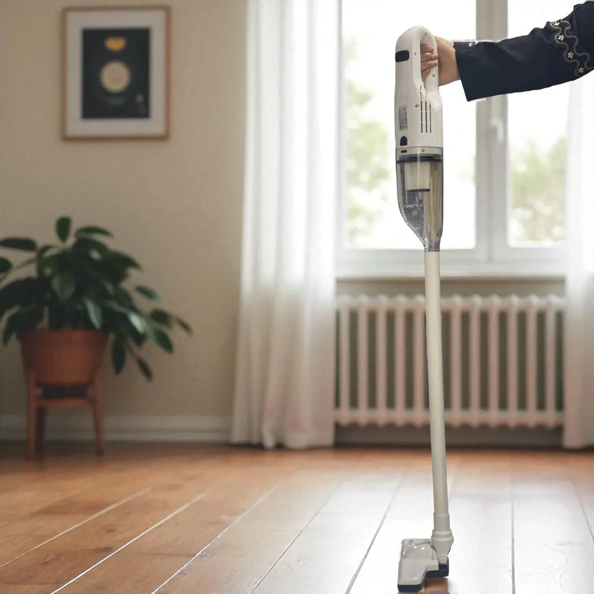 Aspirateur Balai FLORENCE HK420 - 100 Watts - Blanc