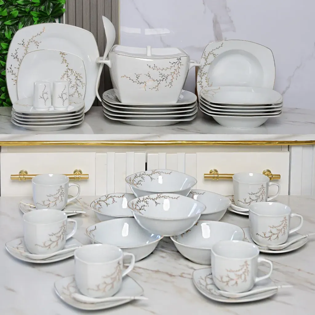 Service De Table 47 Pièces en Porcelaine Florence - G2228