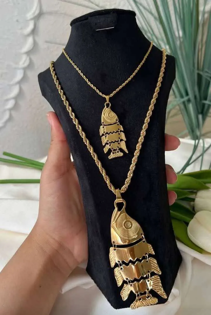 Pack 2 Colliers Dorés – Design Poisson Articulé