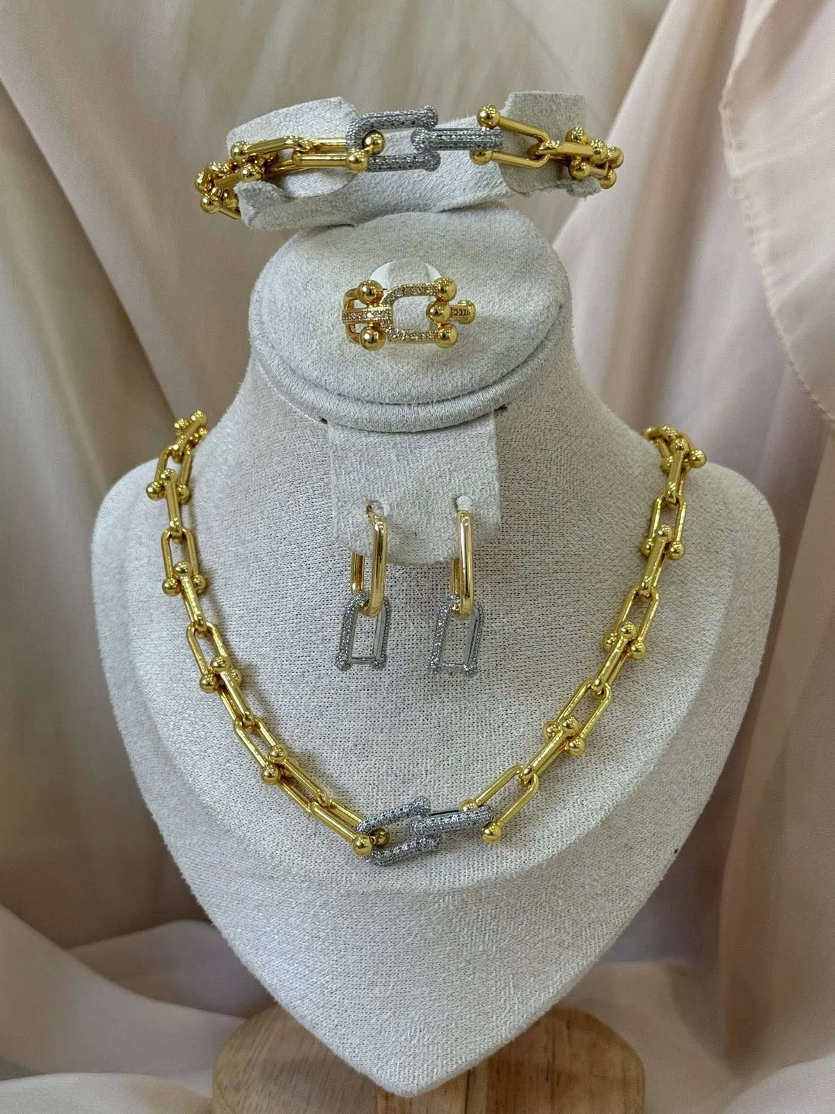 Parure Tiffany Doré & Argenté – Design Moderne