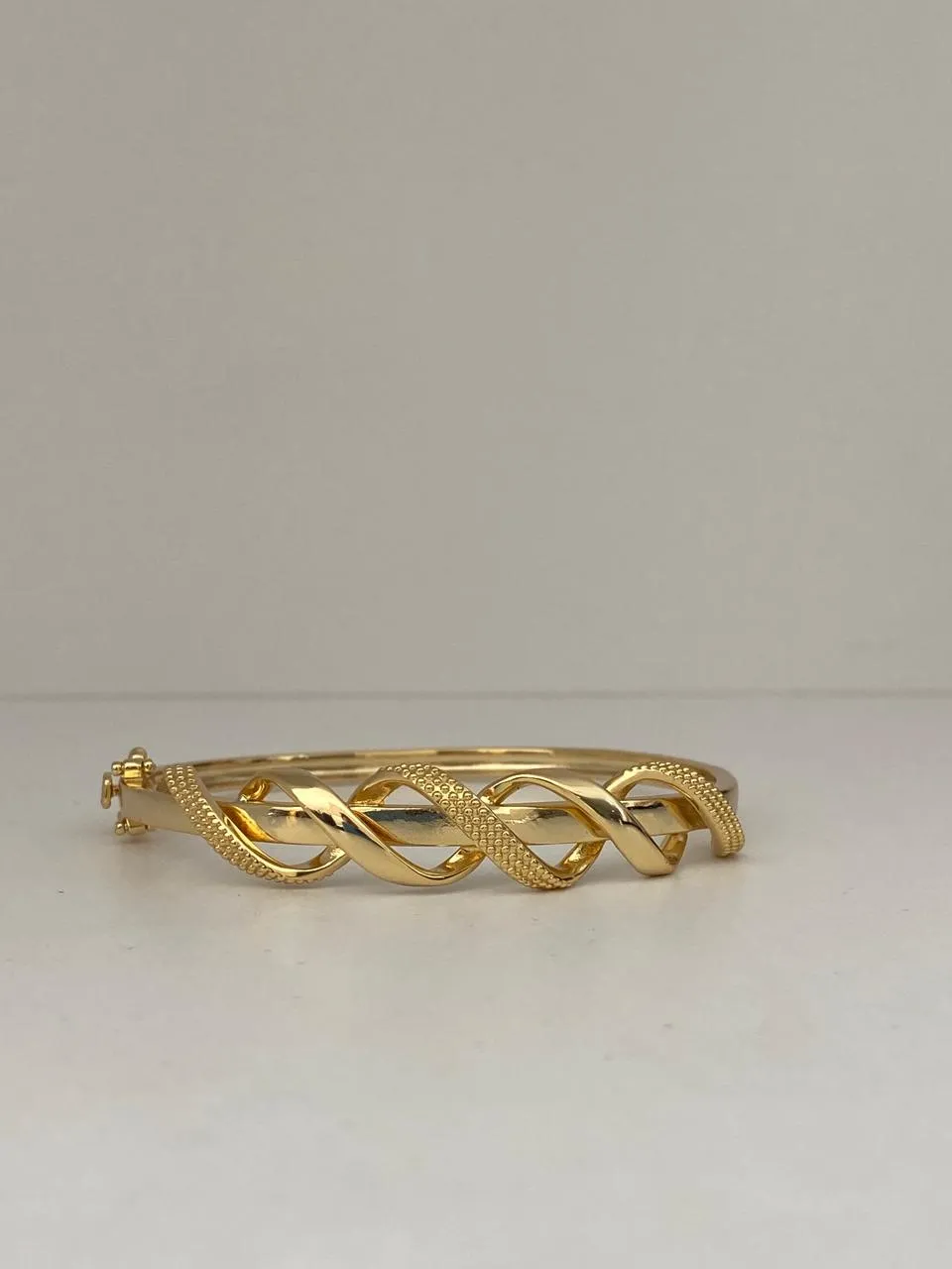 Farda Dhfira - Couronne