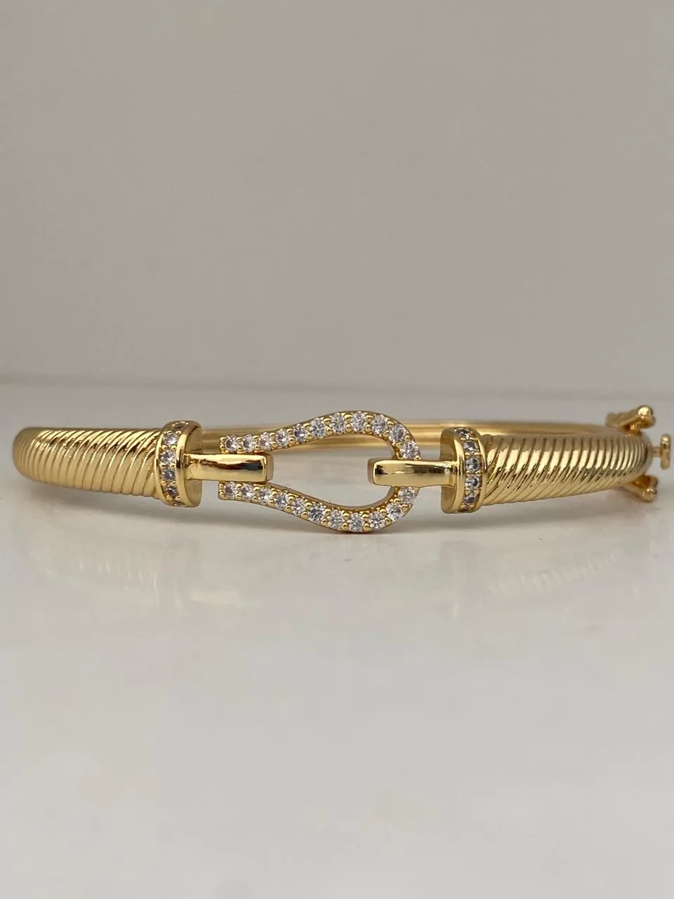 Farda Fred - La couronne