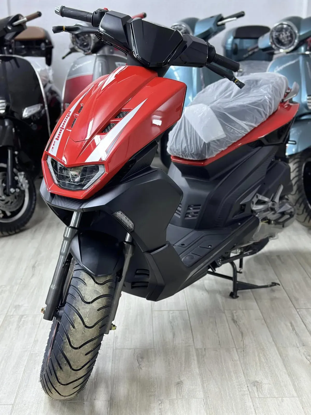 Moto Phantom RC Z1 rouge