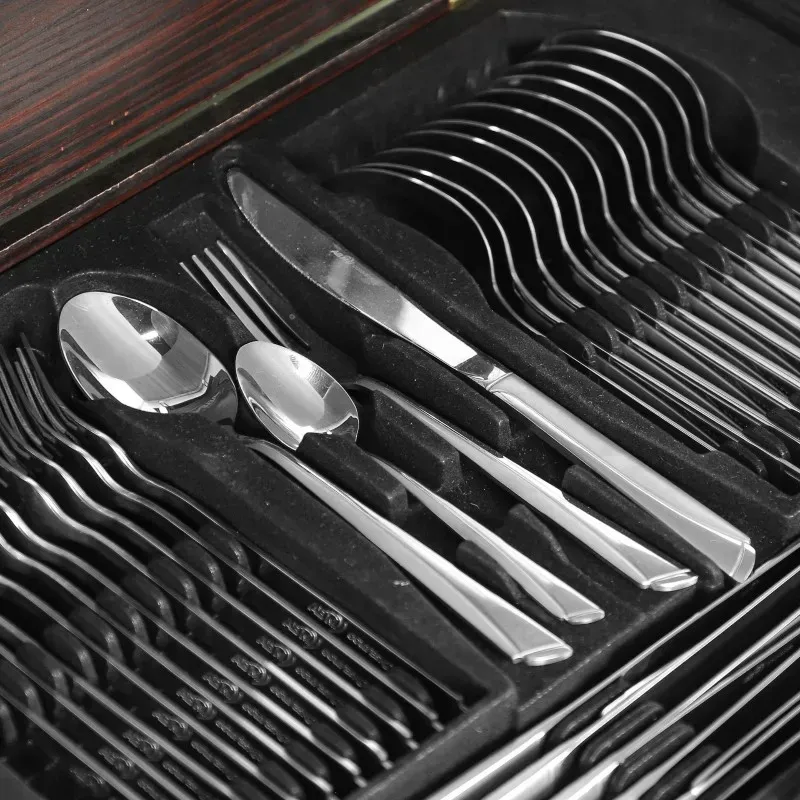 Coffret Ménagère 72 pièces Lines  en inox 18/10 - Silver