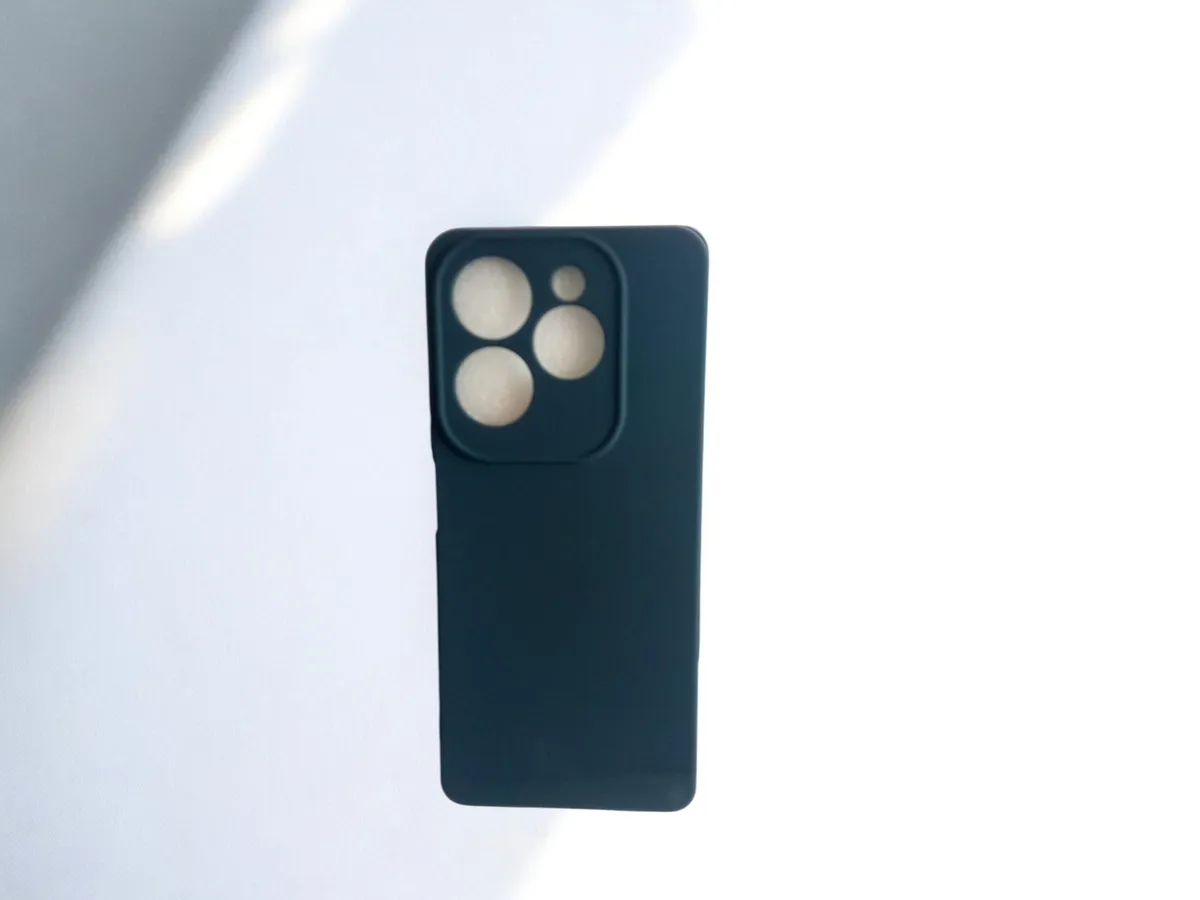 coque silicone pour Infinix Hot 40