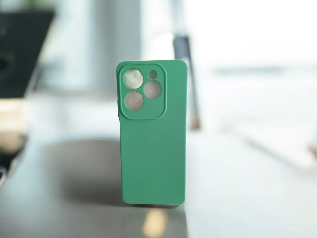 coque silicone pour Infinix Hot 40