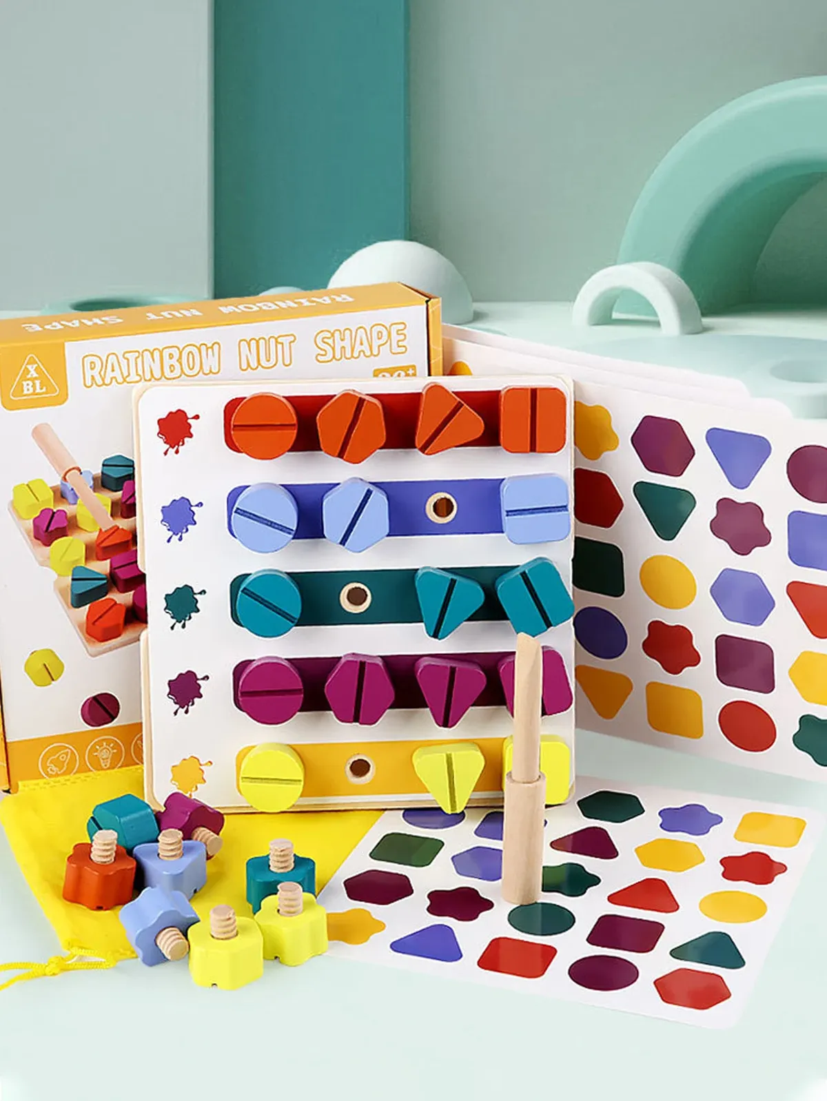 Jeu de logique en couleurs Torni - Forme de noix arc-en-ciel