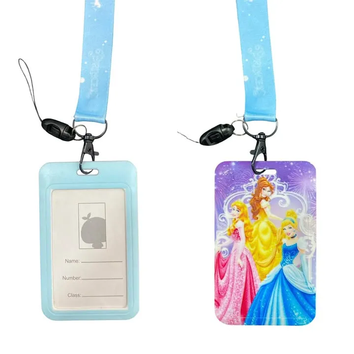 BADAGE AVEC RUBAN FANTAISIE DISNEY REF 8300