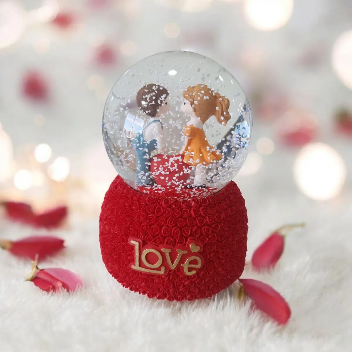 Boule à neige romantique "Love"