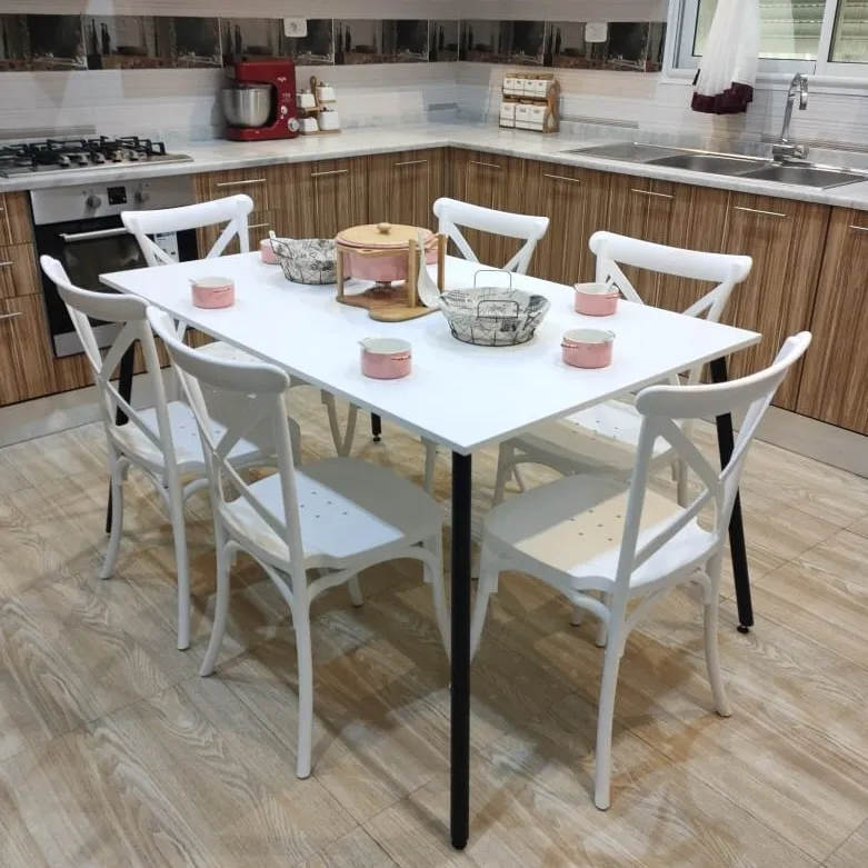 Table avec 6 Chaises