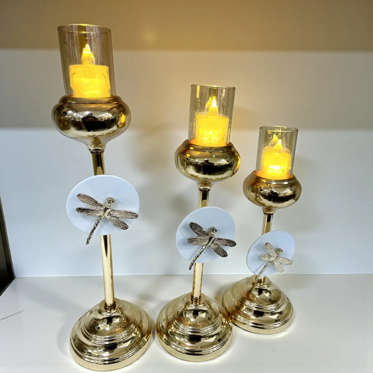 Set de 3 Bougeoirs Dorés avec Décor Libellule