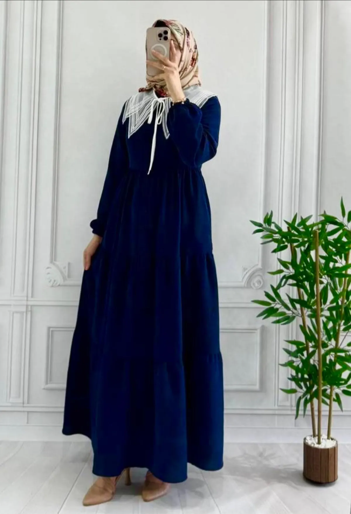 Robe gatifa bleu avec col