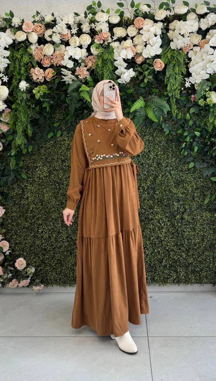 Robe dain avec touche fleuré 2pc - Caramelle