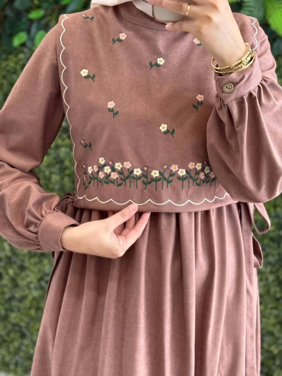 Robe dain avec touche fleuré 2pc - Marron
