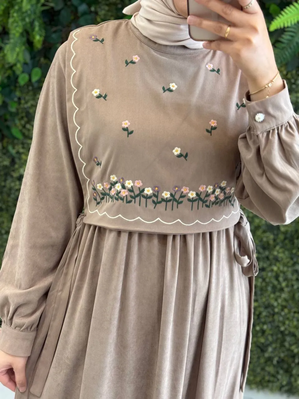 Robe faux daim 2pcs en couleur beige rosé