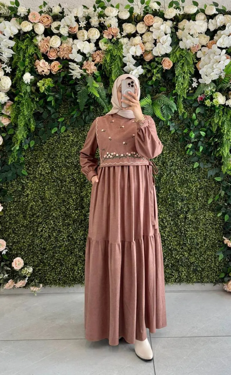 Robe dain avec touche fleuré 2pc - Marron