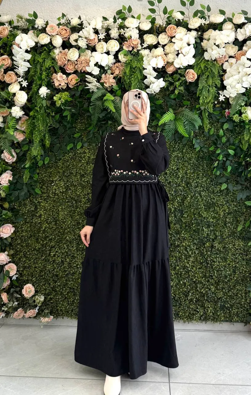 Robe dain avec touche fleuré 2pc - Noir