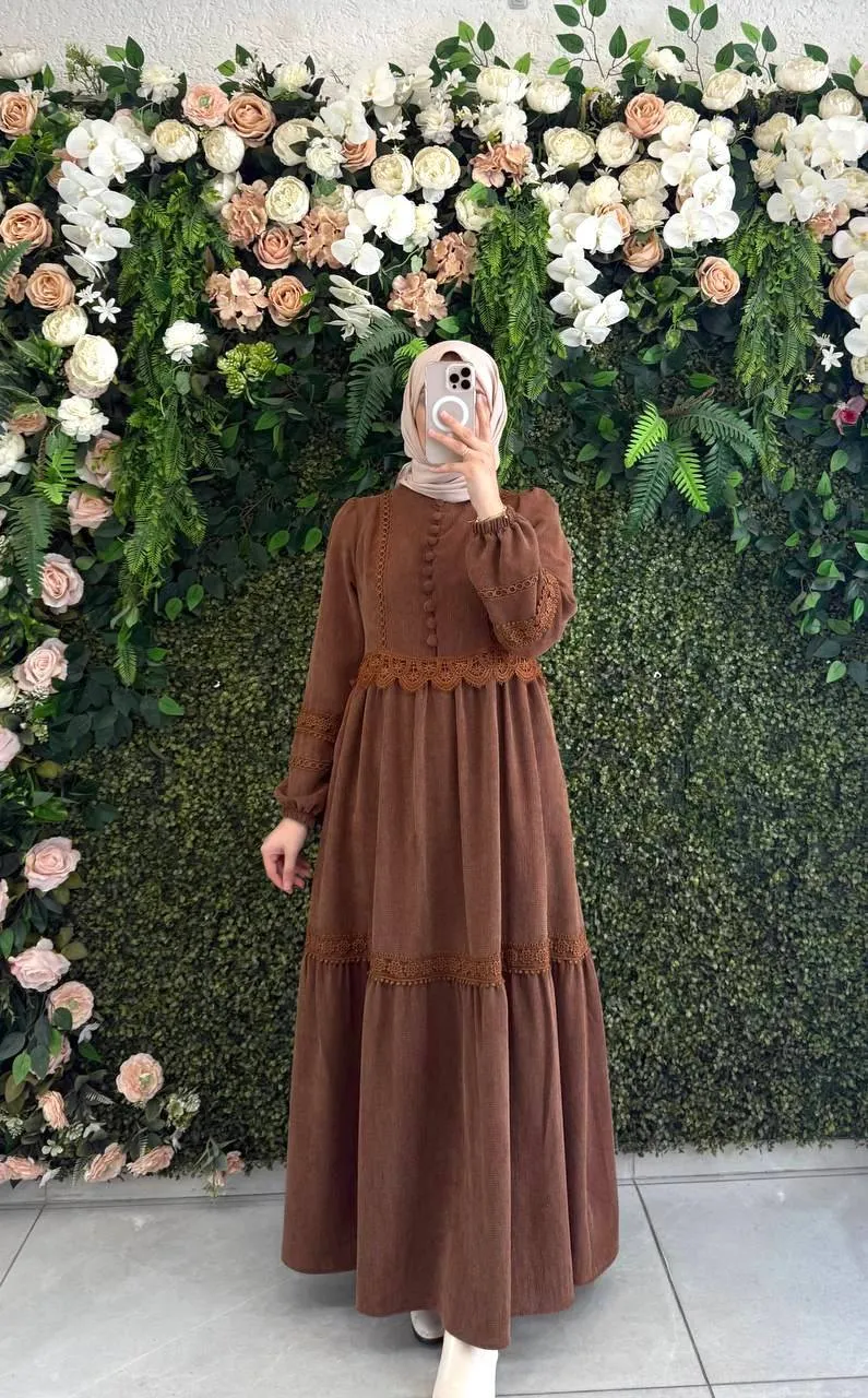 Robe avec dentelle - marron