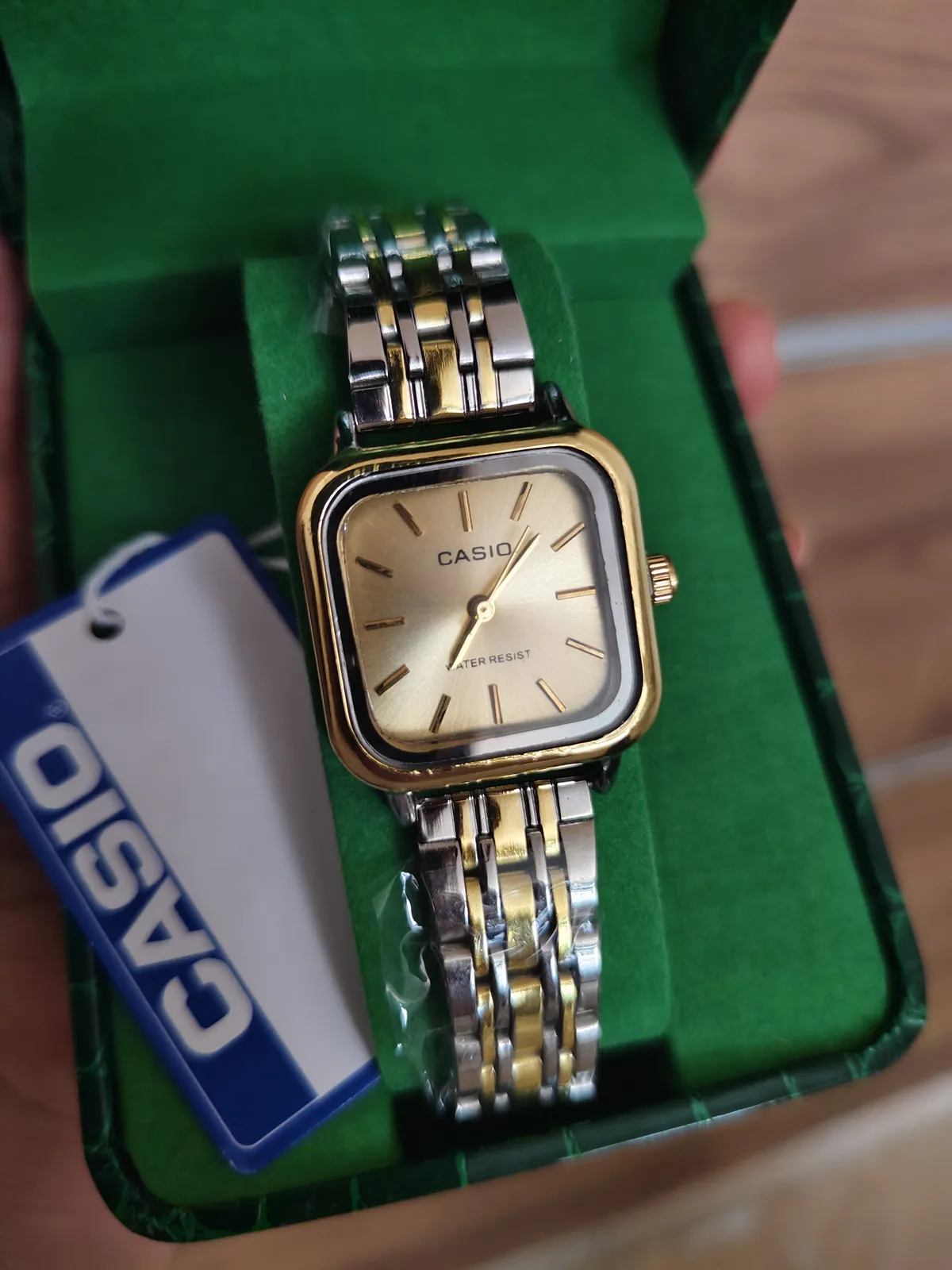 Montre CASIO doré argent - MON-CAS-DA