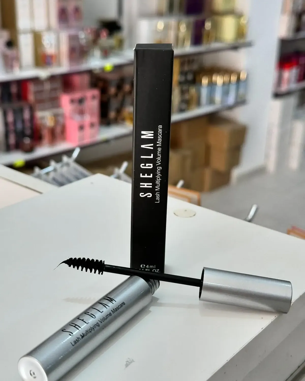 SHEGLAM LASH MULTIPLYING VOLUME MASCARA PAR-SMVM