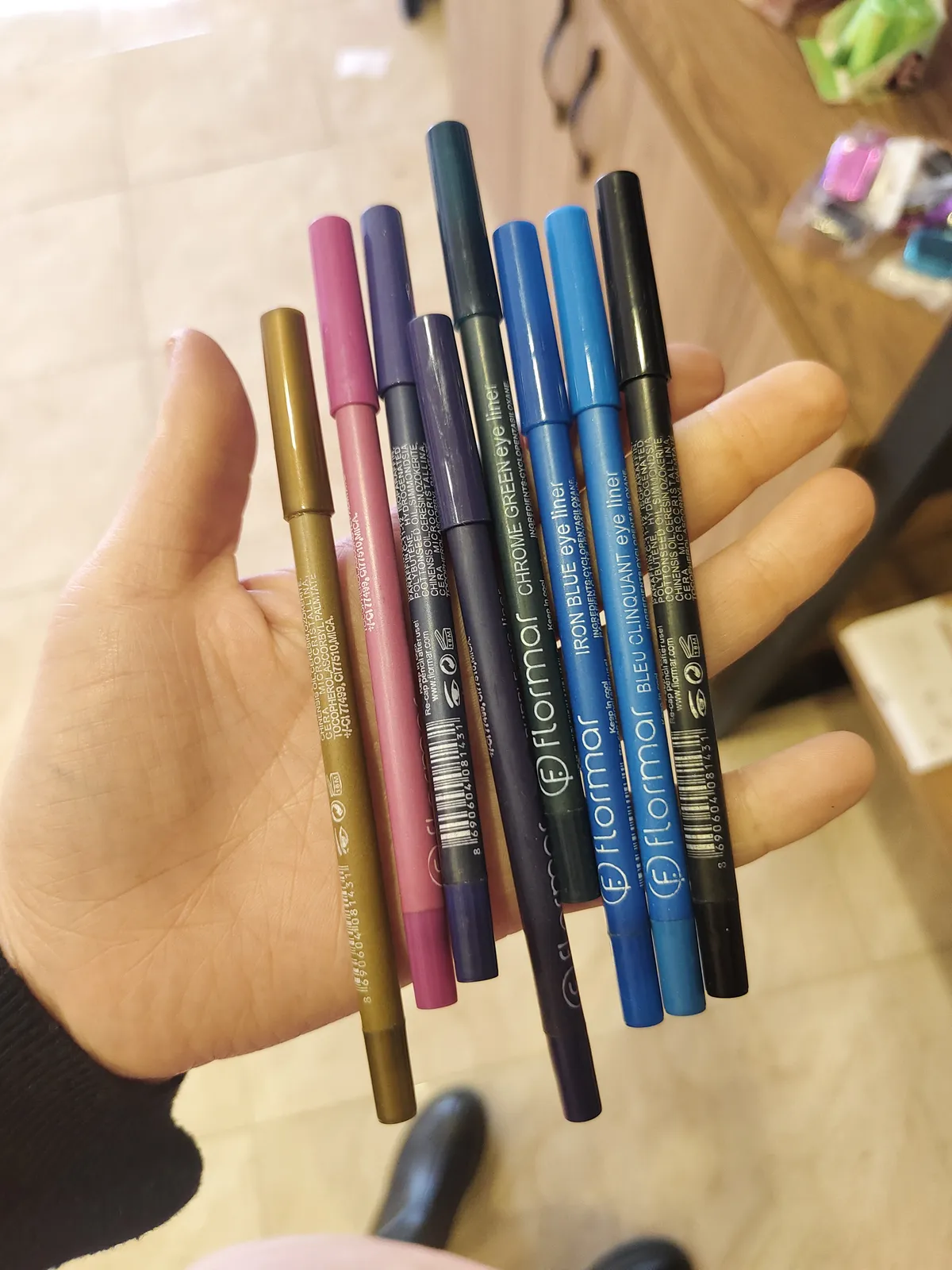 Contour des yeux flormar CY-FR